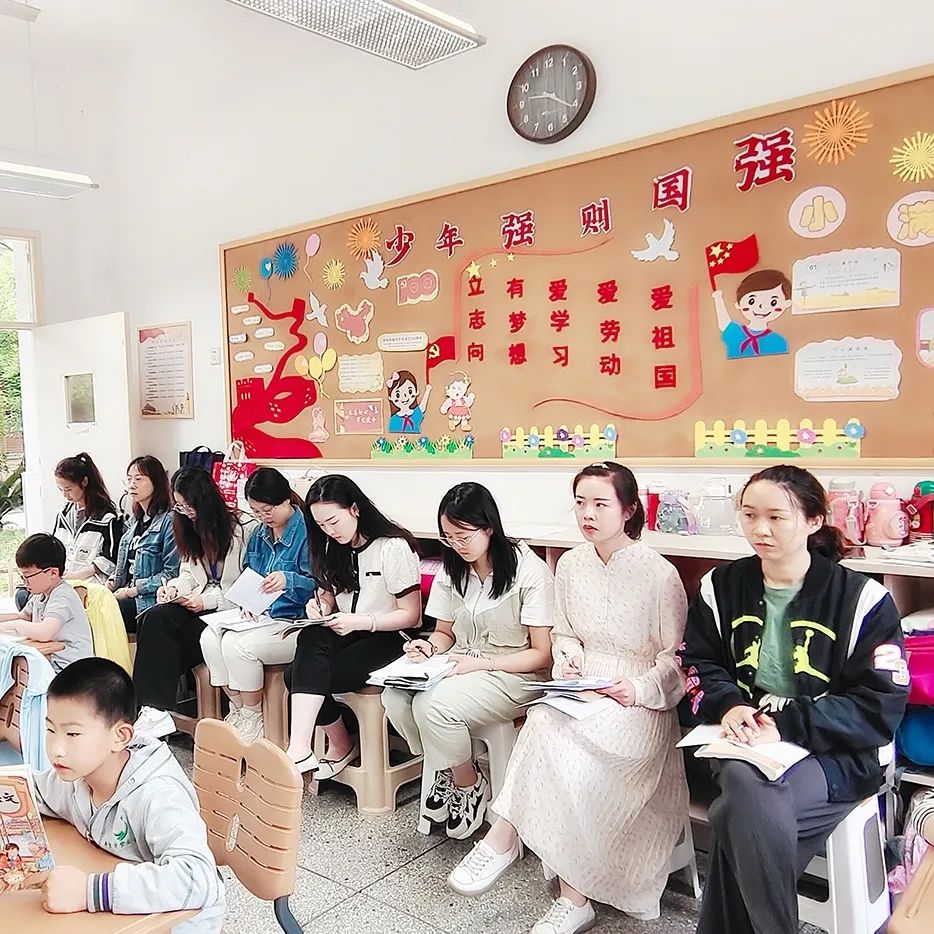 语文学科_html_5cd4e3e2.jpg