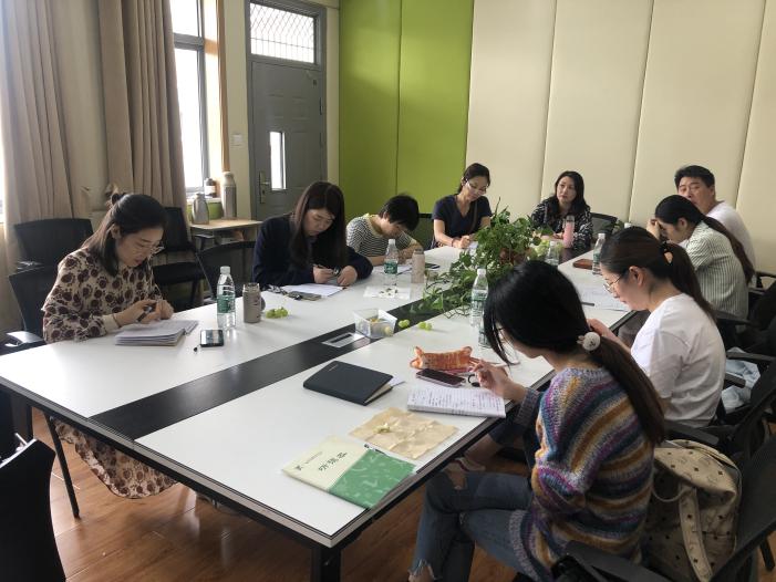 南京市小学科学卓越班第一轮研究课和成果交流报道_html_m2b1c2f68.jpg