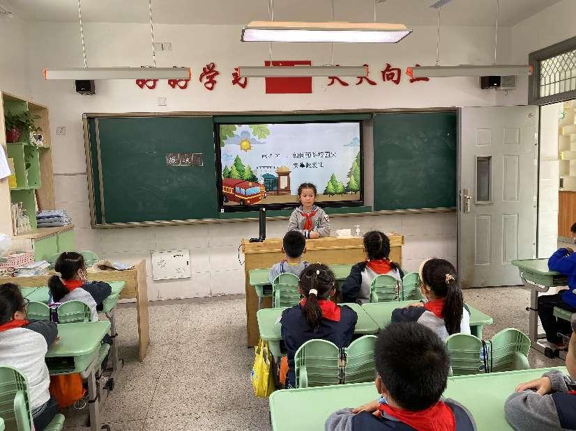 22.03.11火速行动 防范未然——迈皋桥中心小学开展消防应急疏散演练活动_html_381446f0.jpg