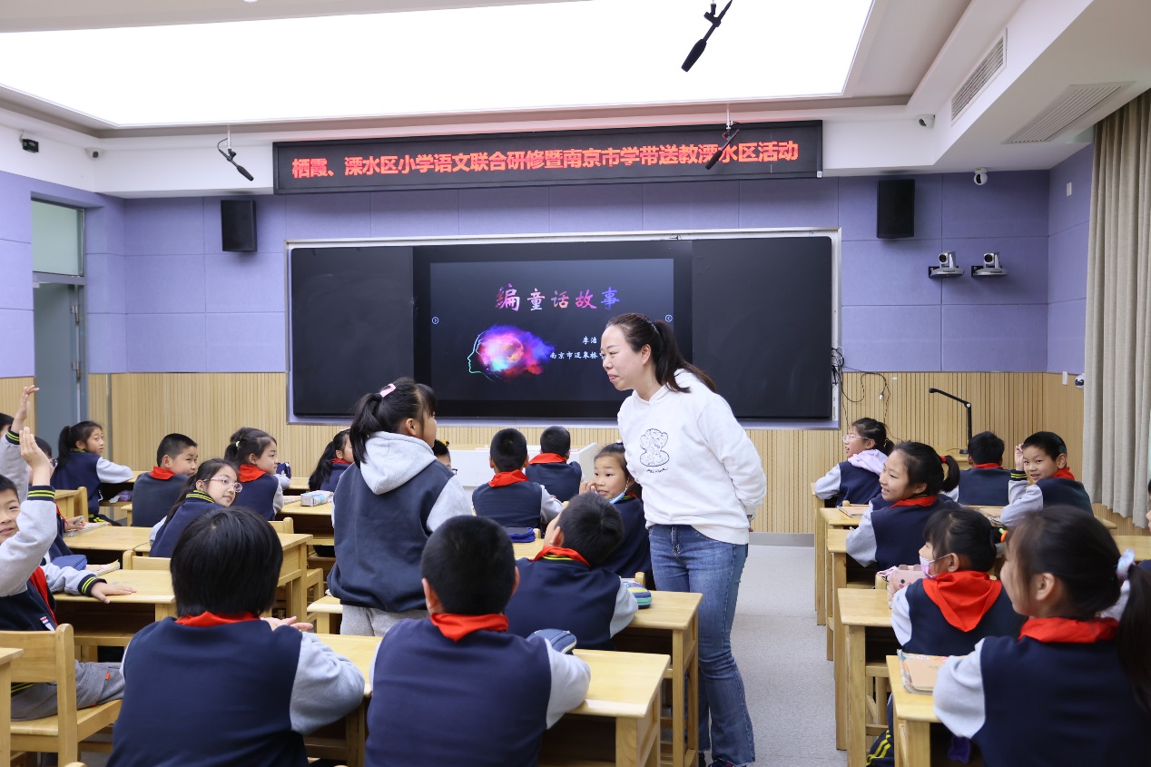 李洁事迹(2)_html_7bcde273.jpg
