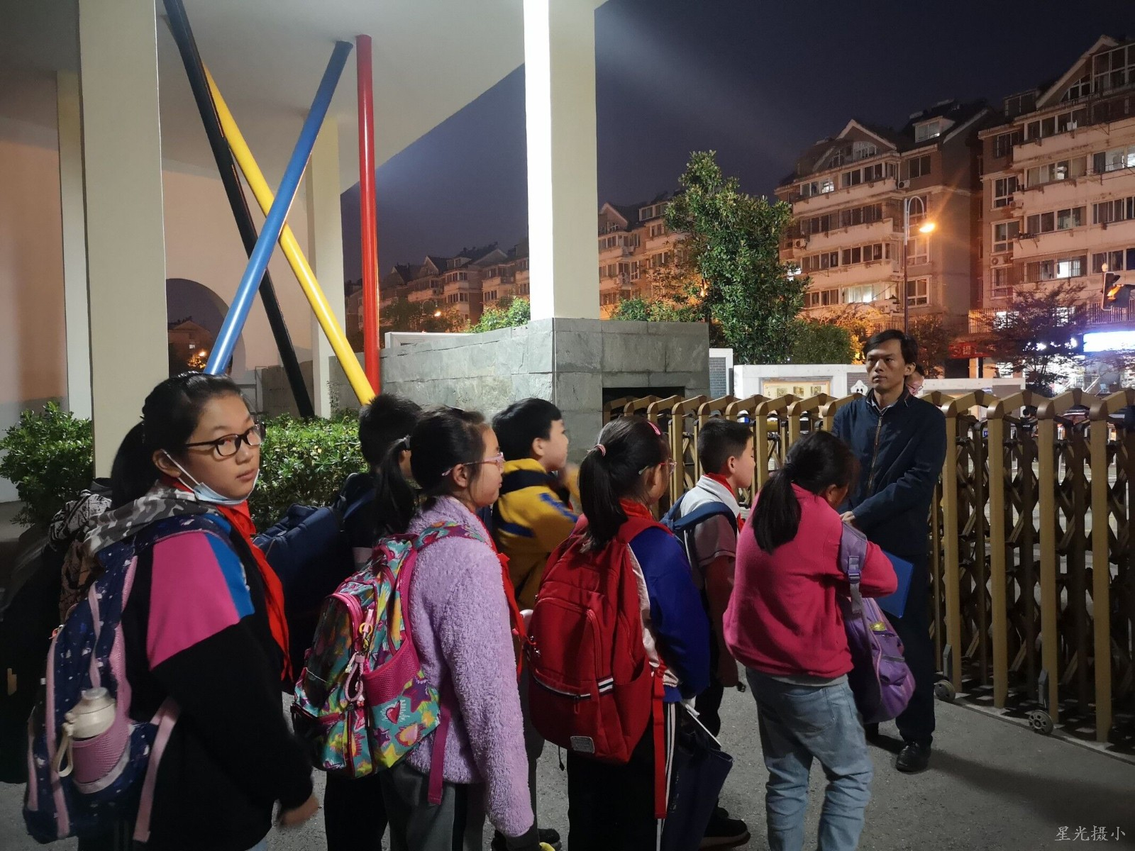 桦树送队3.jpg
