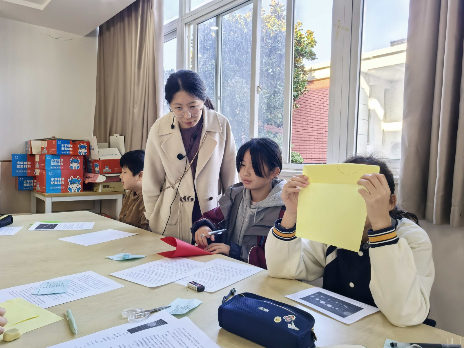 学生活动.jpg 学生活动.jpg