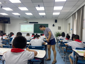 【星光摄小】培养有效交流，提升数学思维 --记摄小天佐路校区数学校本教研活动（一）
