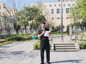 【星光摄小】提高消防意识，加强安全教育--栖霞区摄山星城小学天佐路校区开展师生防震疏散演练