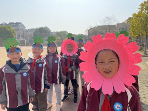 【星光摄小】植树节，一起行动——摄小天佐路校区第5周升旗仪式系列报道