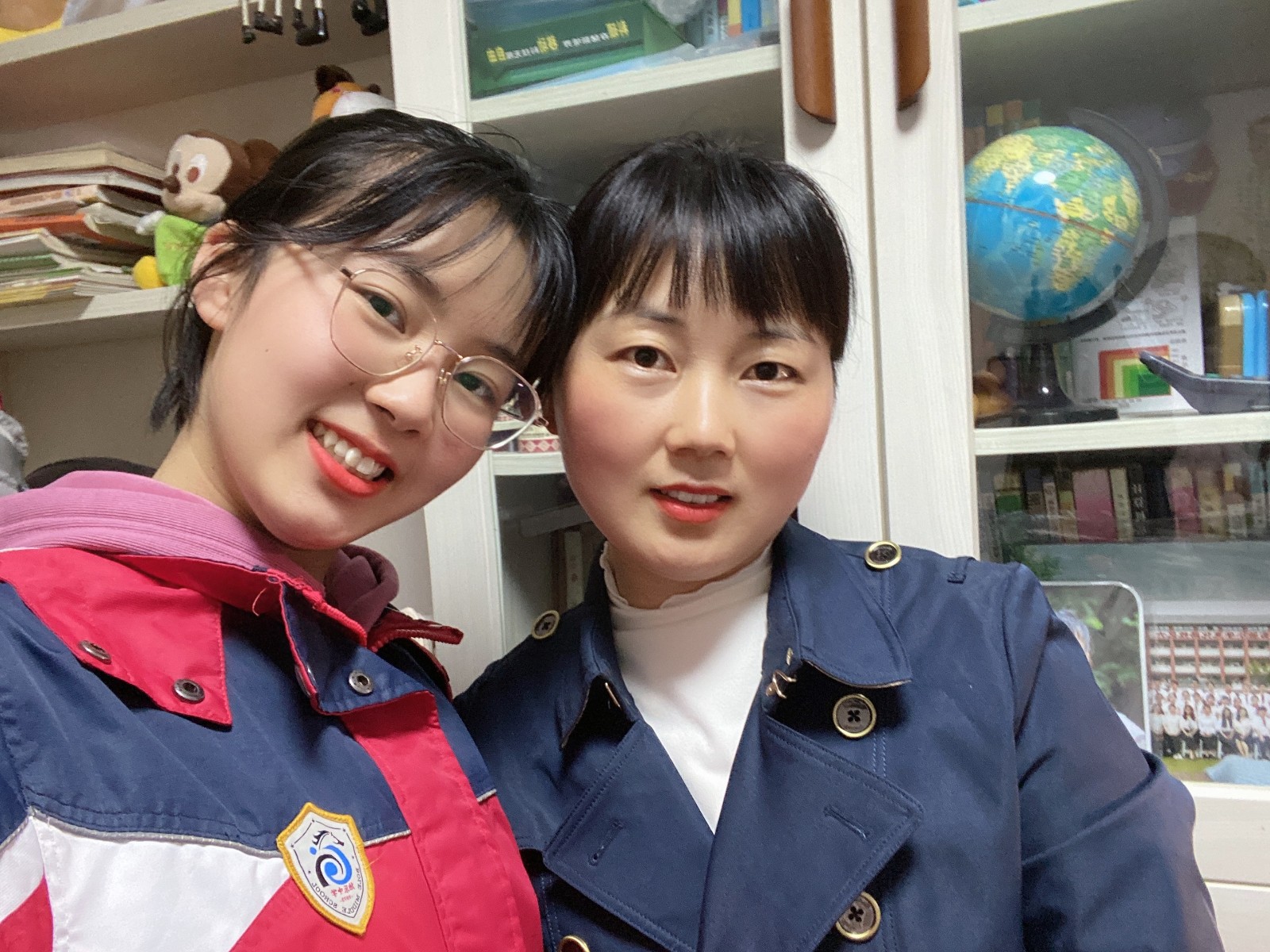 八8施可萱妈妈王婷女士.jpg