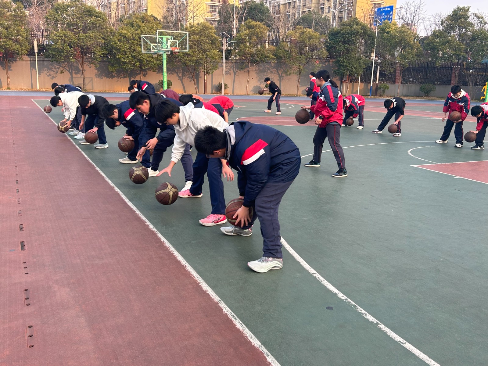 追梦篮球.jpg
