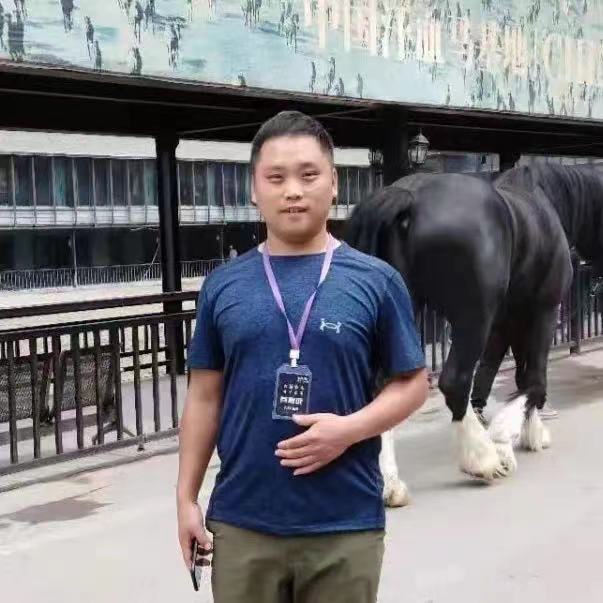 【伯乐风采】德艺双馨 桃李芬芳——伯乐中学2021年度优秀教师系列报道（三）_html_324e9096.jpg