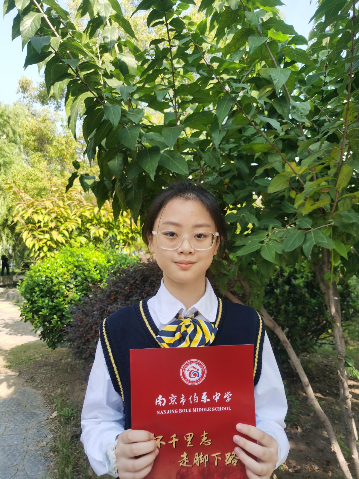 葛子萱.jpg