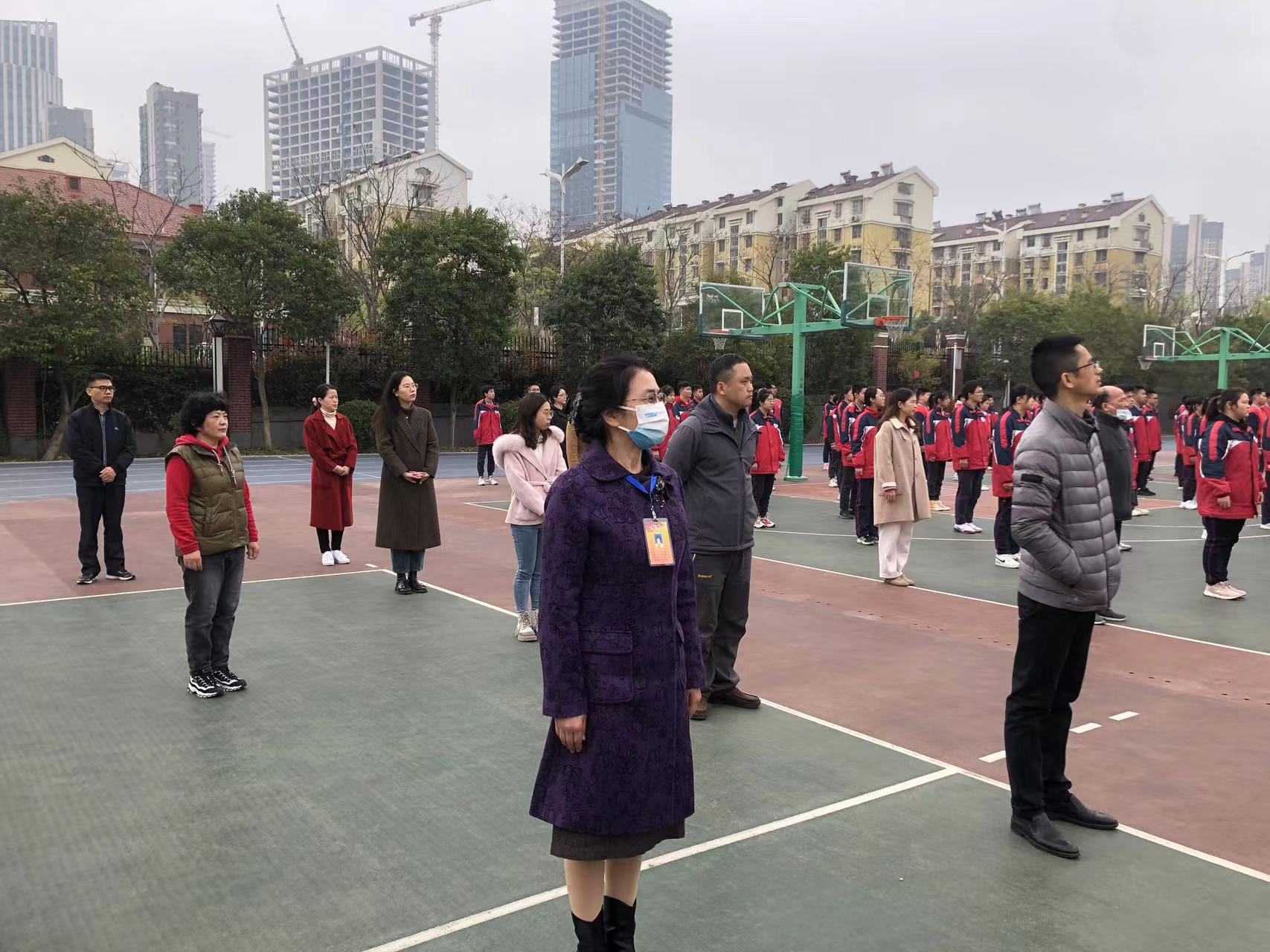 4ec579e2e42cc984061a13d385f6cc0.jpg