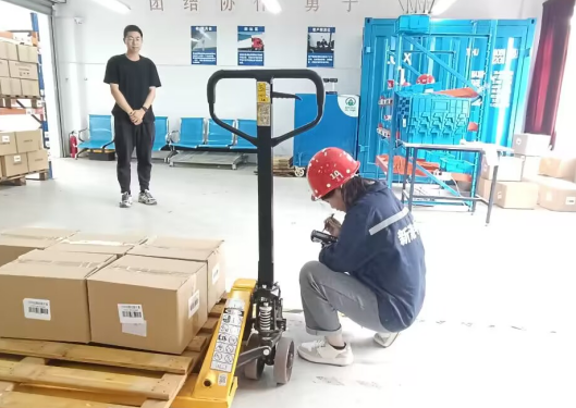 培育大国工匠   锤炼技能人才_html_33e095af.png