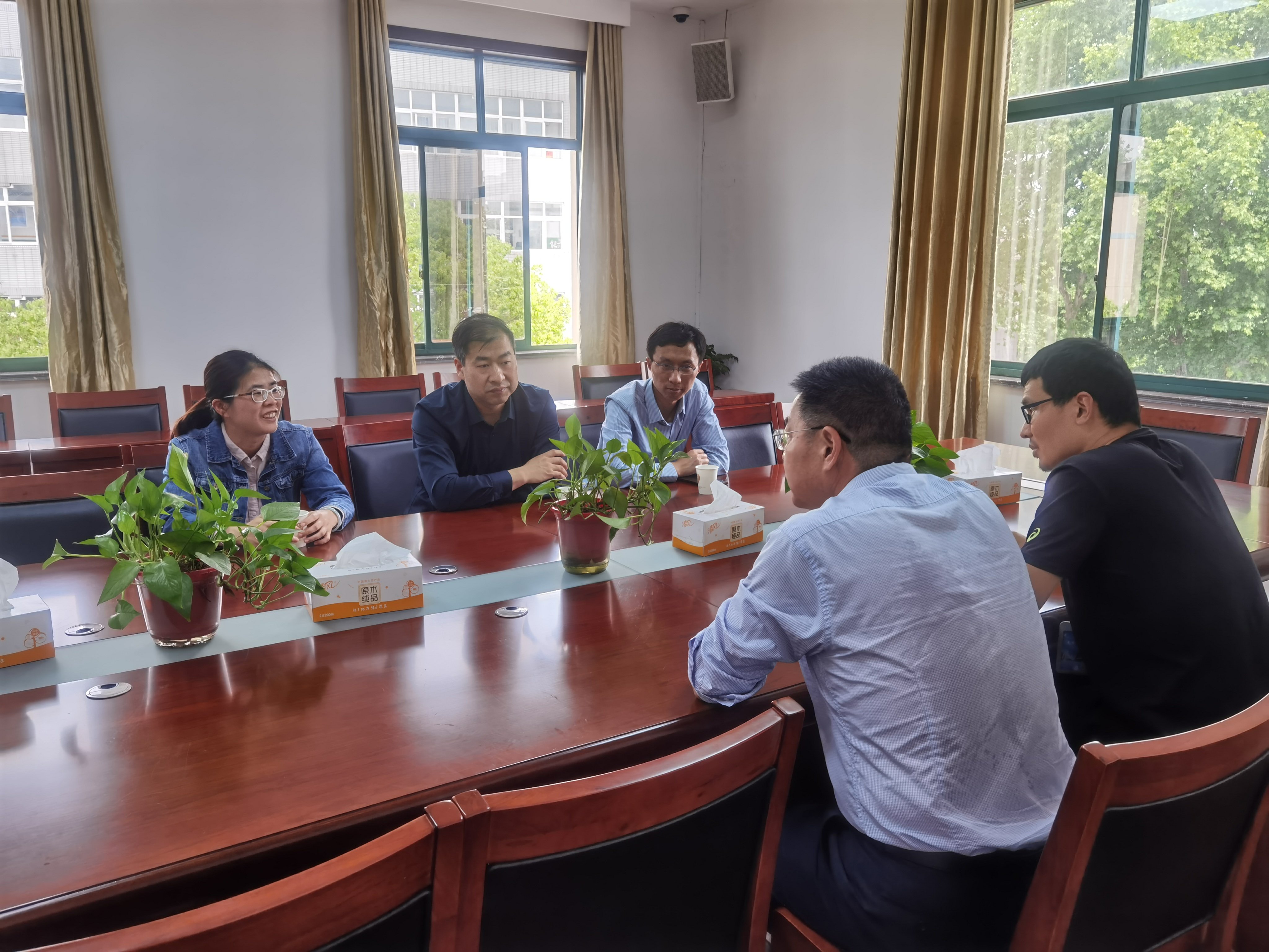 20210508放飞梦想，筑梦未来_html_m2e1fe416.jpg