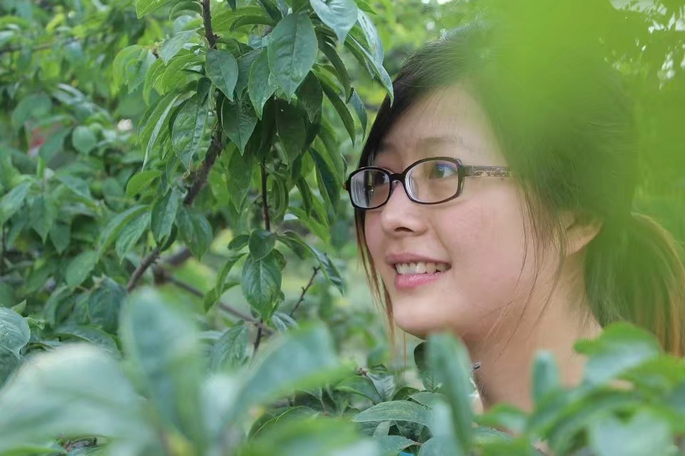 11月每月一星  宣传稿  吴华婧_html_47db0e53.jpg