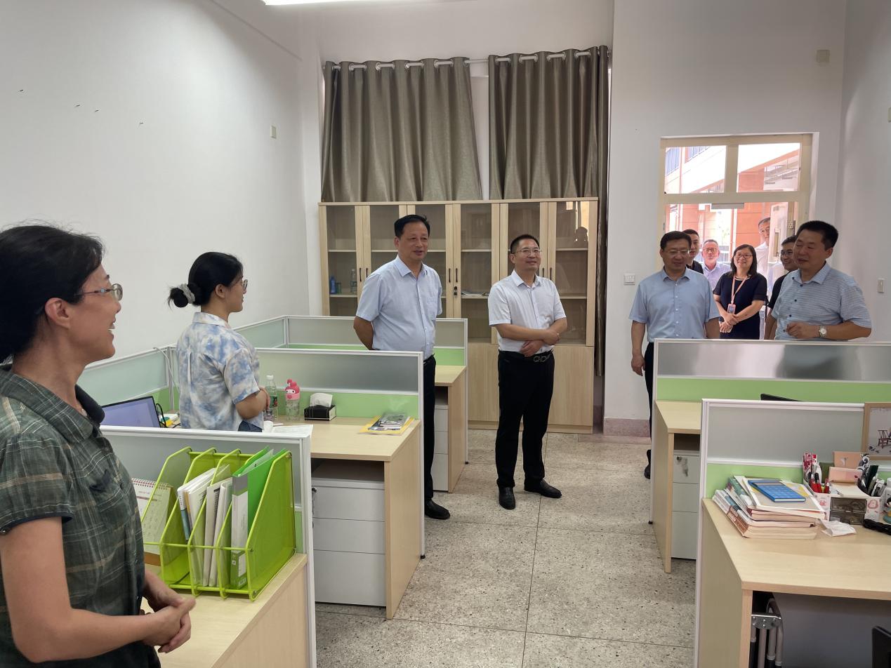9月6  开学指导明方向  高位引领新启航_html_545497d7.jpg