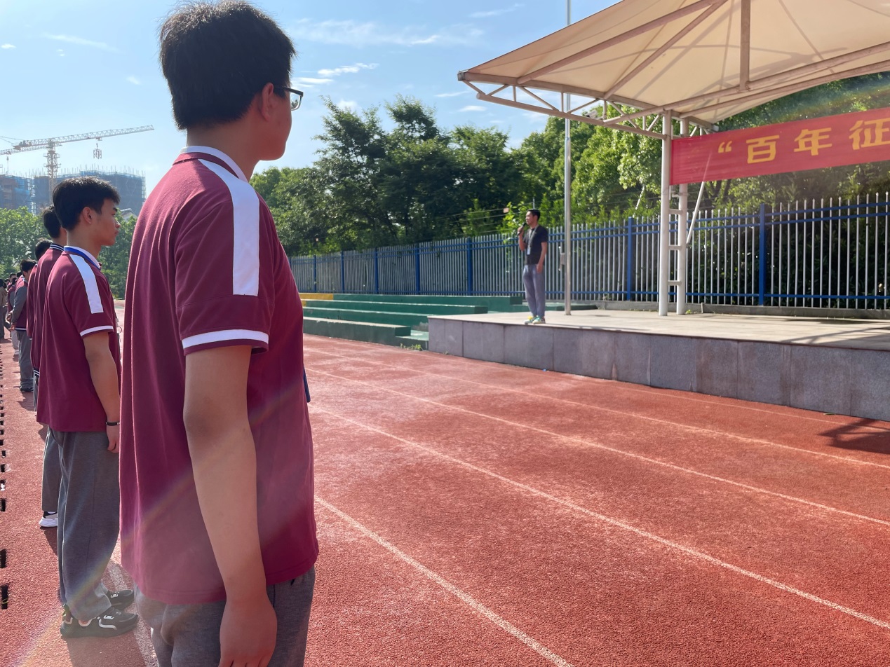 文明校园创建动员会_html_6ecfa3fa.jpg