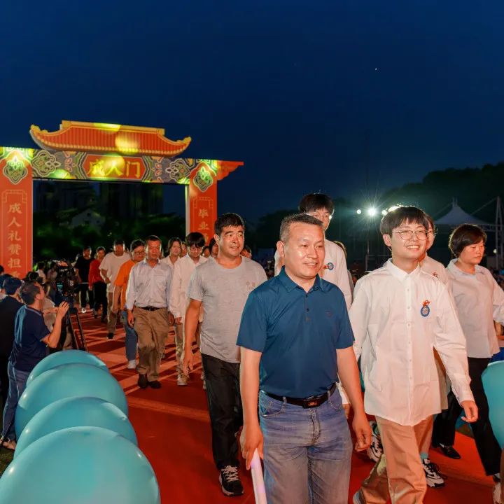 十八而志 我们启航  微信_html_m40ea9578.jpg