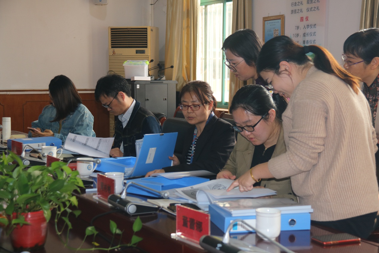 最新  职业技能等级认定  新闻稿_html_602734f1.jpg