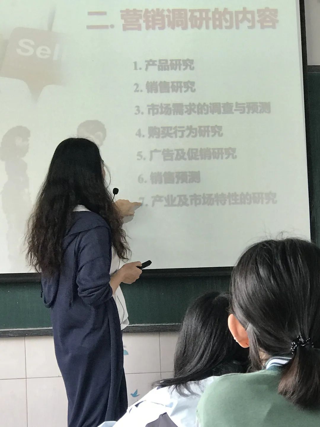 邹帆   微信_html_31b24352.jpg