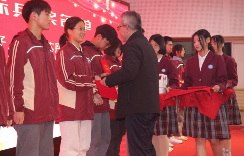 圆梦新港_html_m1e024c33.png