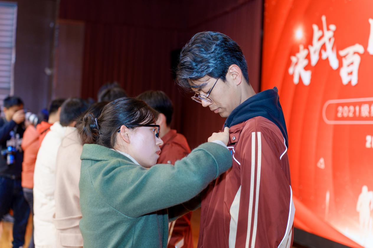 决战百日，共铸辉煌_html_m37e5af26.jpg