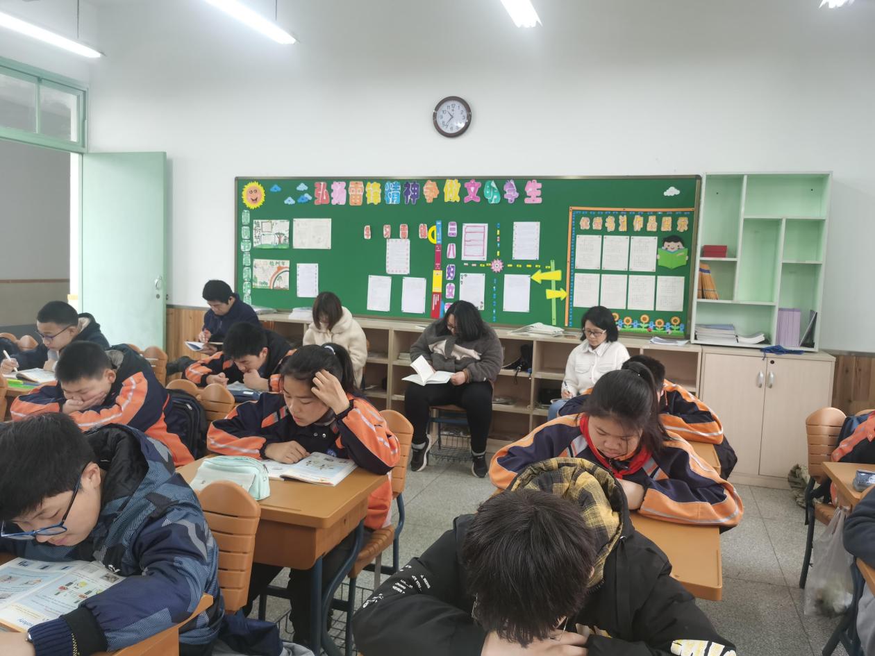 3月江畔英语教研_html_645546a5.jpg