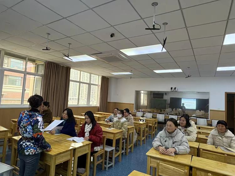 研讨识字写字共话教学20241209152253_html_fba8995.jpg