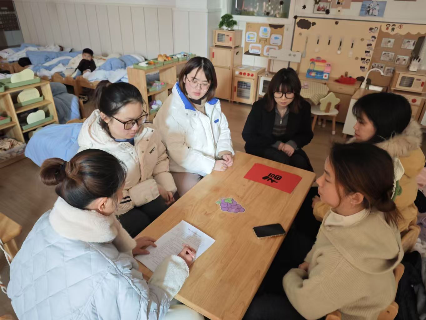 241226践行课程审议 走实教研之路——栖霞幼儿园翡翠天悦园小班年级组课程审议_html_7a2e977.jpg