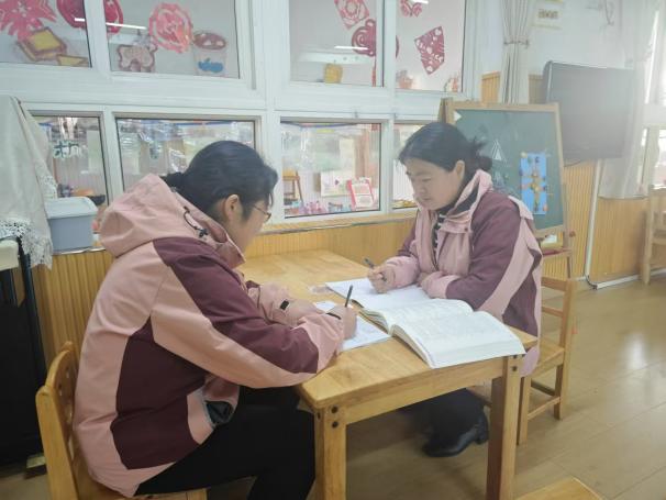 250103冬日有约 携手成长——记栖幼红枫分园中班课程审议（五）_html_m284fa6df.jpg