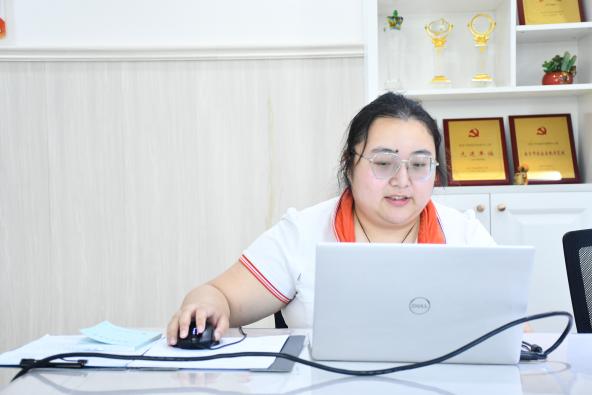 230609聚焦材料投放  玩转角色游戏——栖霞幼儿园石埠湾园角色游戏教研组活动 艾慧 (1)_html_11c4f4ec.jpg
