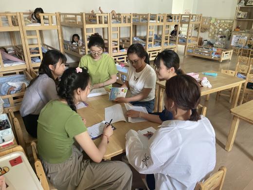 230609聚焦审议 研思并行——栖幼翡翠天域园中班年级组《运动总动员》后审议暨《愉快的夏日》前审议_html_m6cd95531.jpg