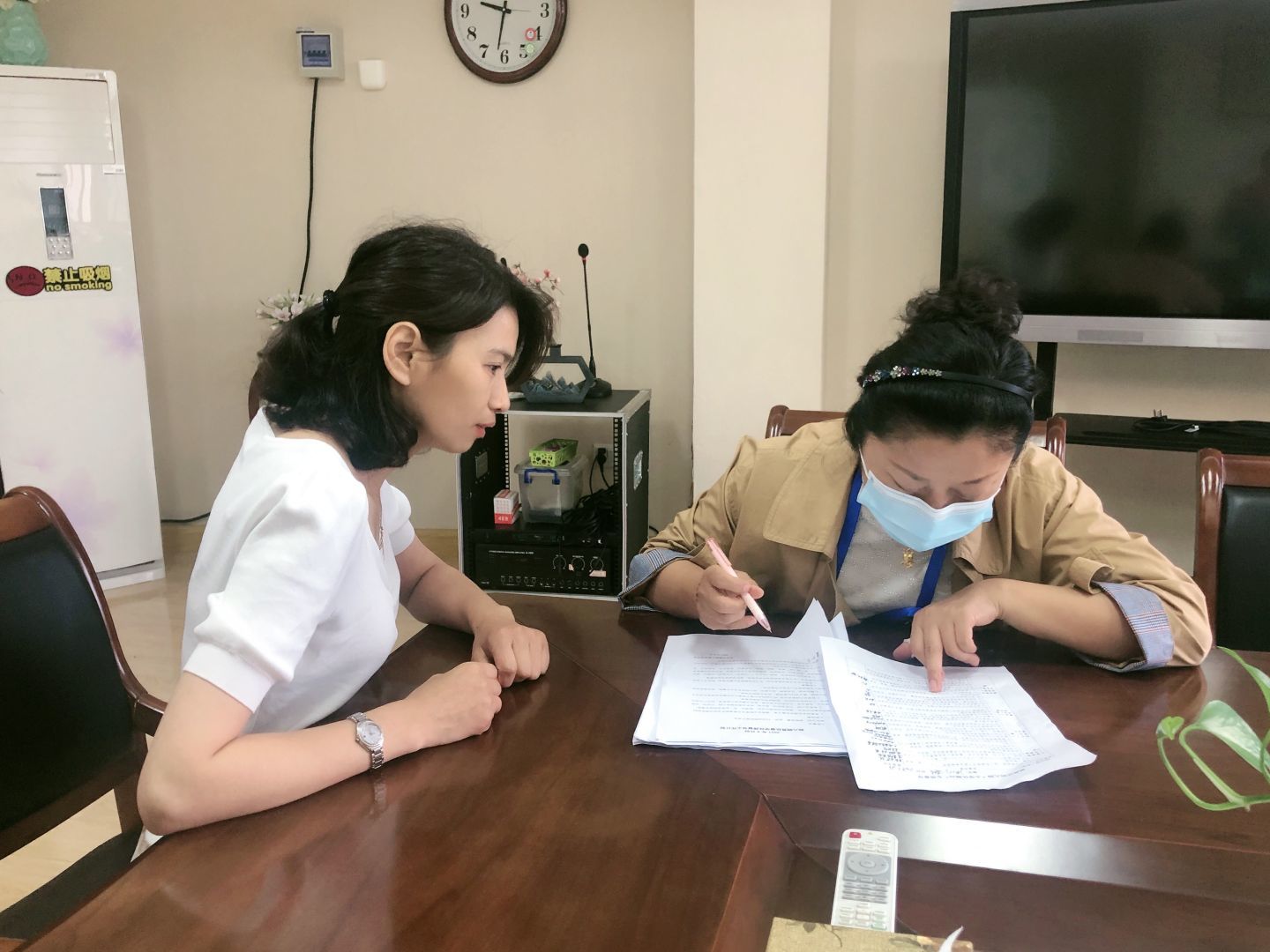 【枫香栖幼】坚持规范办园  杜绝“小学化” ——栖霞幼儿园五福园迎接5月督学检查