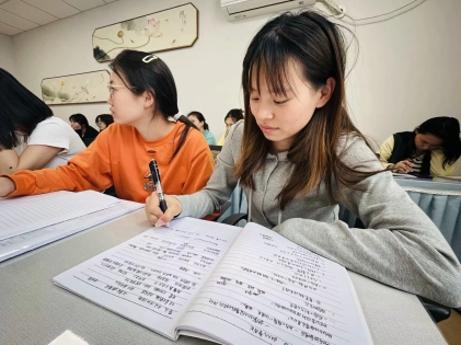 250407法治护航，育幼同行——栖霞幼儿园翡翠天域园《中华人民共和国学前教育法》师德师风专题学习活动_html_m2fd1a8a6.png