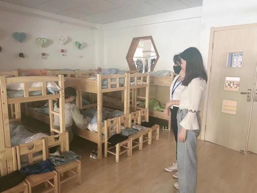 230420督导促提升 砥砺谱新篇——栖霞幼儿园五福园四月份保育和安全专项督导检查_html_6140a16.jpg