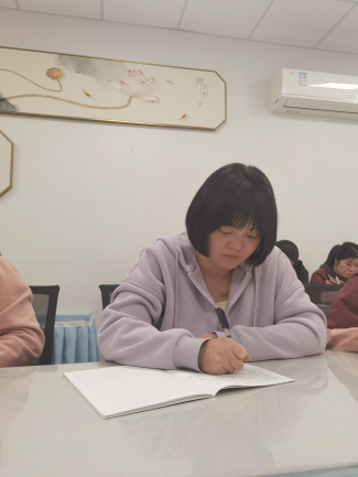 251021深耕 “儿童可持续发展”——栖幼翡翠天域园开展《学前教育法》解读专题研讨_html_m79f02162.png