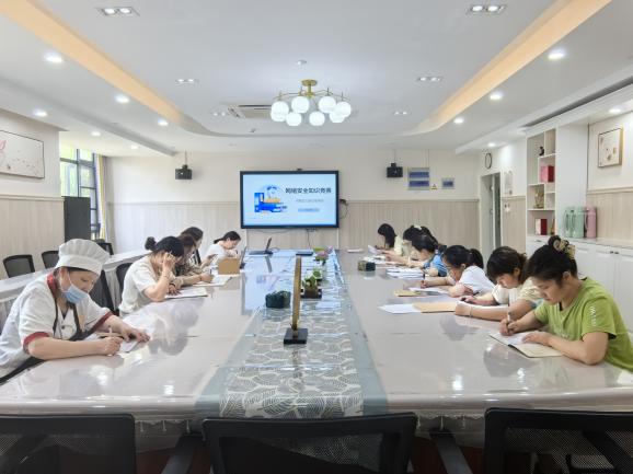 240604普及网络安全知识 增强网络安全意识——栖霞幼儿园石埠湾园网络安全知识竞赛_html_m34352cef.jpg