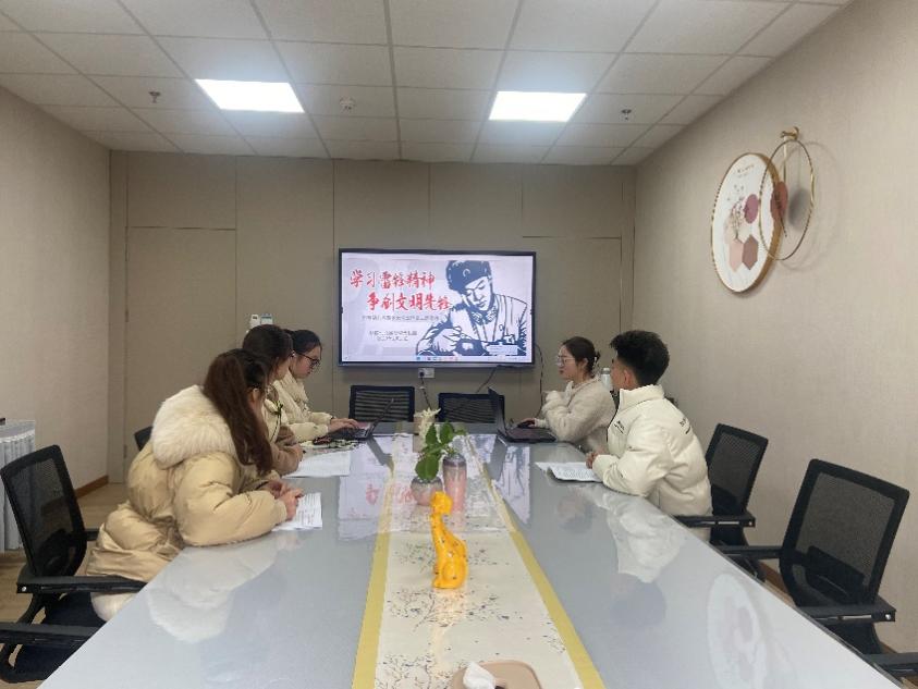 【枫香栖幼】学习雷锋精神 争创文明先锋——栖霞幼儿园翡翠天悦园师德主题活动