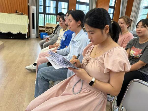 【枫香栖幼】贯彻总体安全观，建设平安校园  ——栖霞幼儿园翡翠天悦园习近平重要讲话精神学习