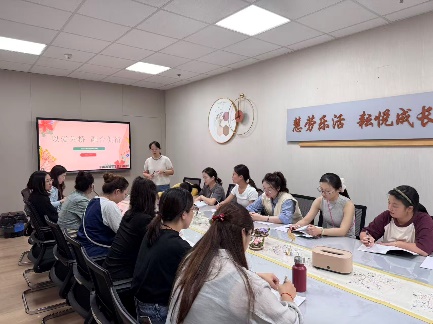 【枫香栖幼】以爱为桥，融合促衔  ——栖霞幼儿园融合教育教研组活动（一）