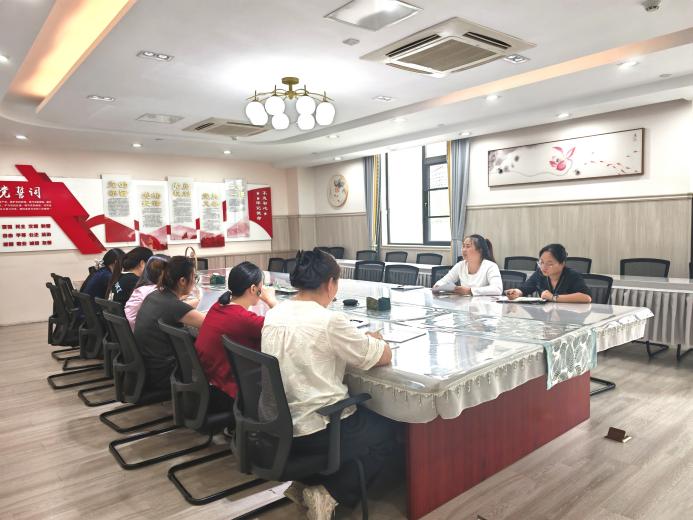 250918双节同庆融课程 审议深耕促发展——栖霞幼儿园石埠湾园课程中心组活动(三)徐雅仙_html_m4888666d.jpg