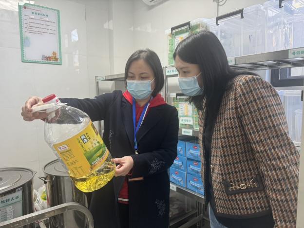 231113食安校园 督导再提升——栖幼翡翠天悦园迎接十一月专项督学检查_html_m61e2c683.jpg