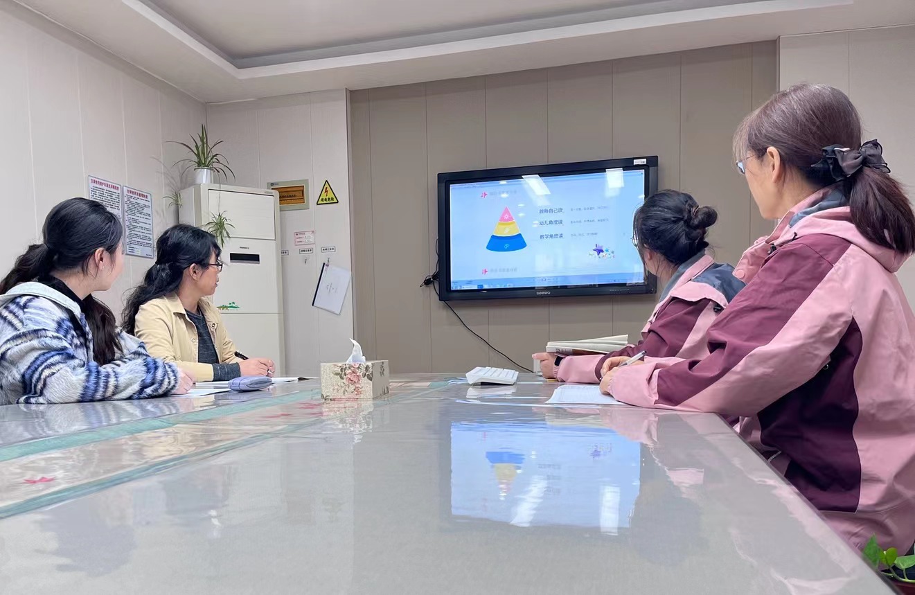 231013“语”你同行 “研”续成长——栖幼红枫分园语言教研组活动（三）.doc副本_html_37b8f3bc.jpg