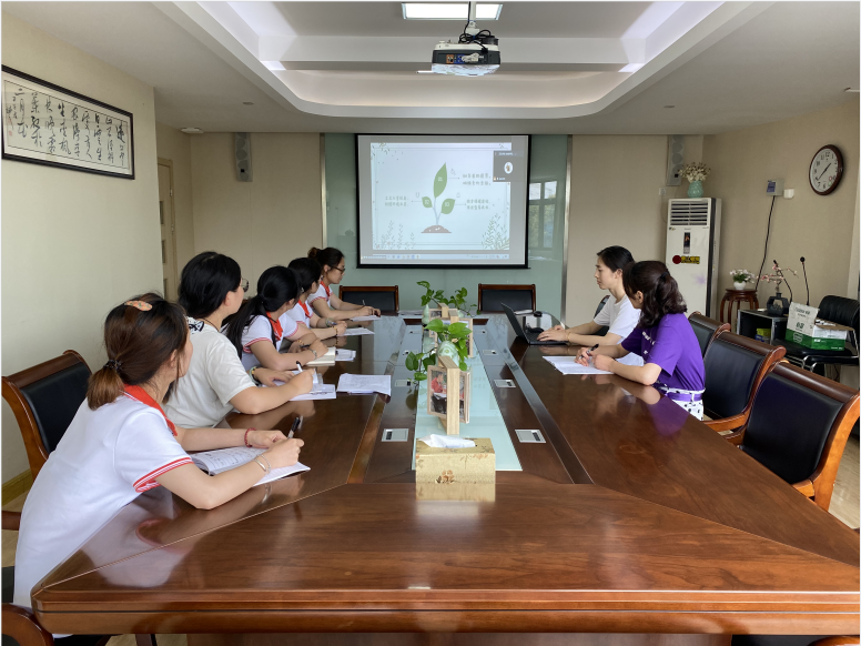 【枫香栖幼】不忘初心 以爱前行 ——栖霞幼儿园五福园师德师风学习活动