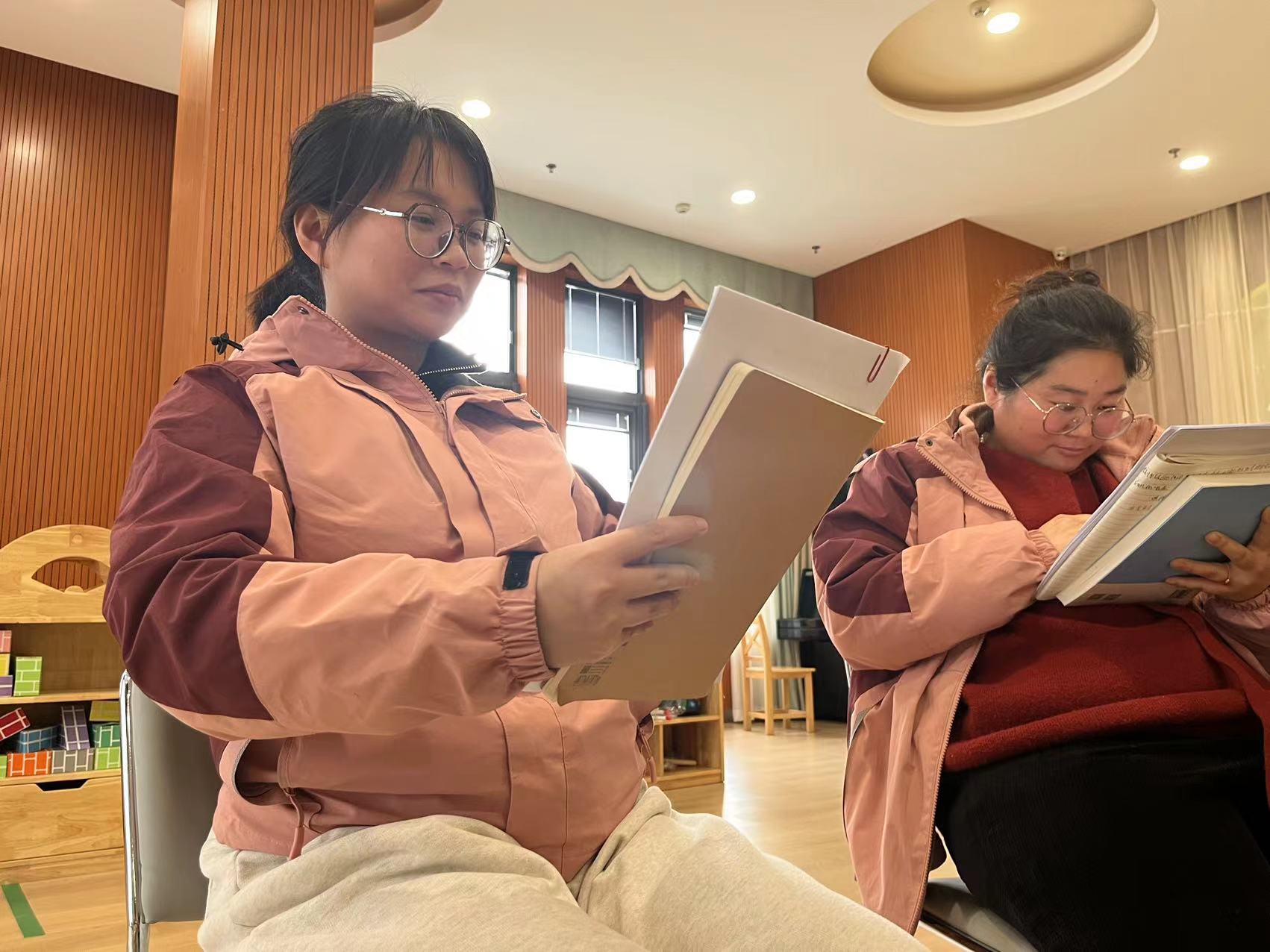 240116聚焦游戏话收获 总结反思促成长——栖霞幼儿园翡翠天域园游戏教研组活动_html_26a4b356.jpg