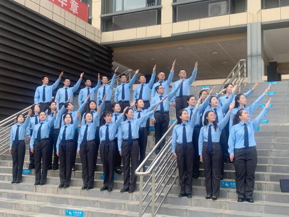 【石抱树·先锋行】中共南京市金陵小学总支部党课学习暨《领航》拍摄花絮_html_34c78709.jpg