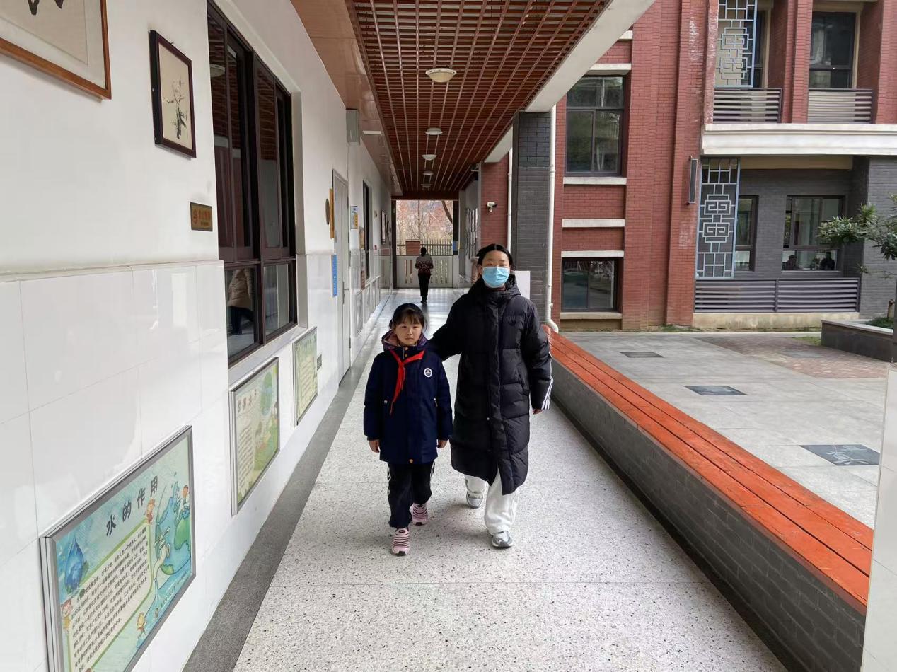 【湖畔·共佑安全】预防于心，防控于行——金陵小学（仙林湖校区）冬季传染病防控演练_html_728ed593.jpg