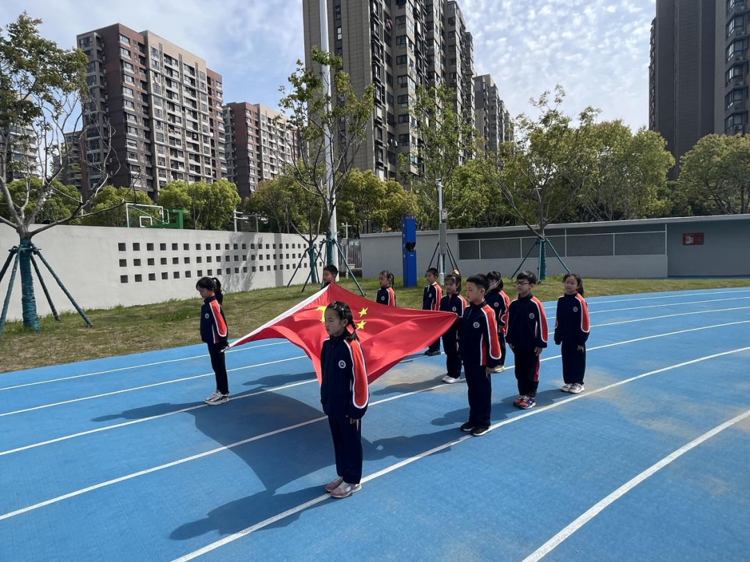 春意盎然_html_7b49600a.png