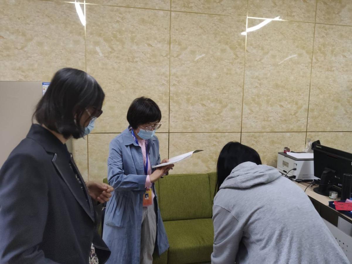 【湖畔·协同育人】督导引领，办公提升——金陵小学（仙林湖校区）6月专项督导_html_63e9ca96.jpg