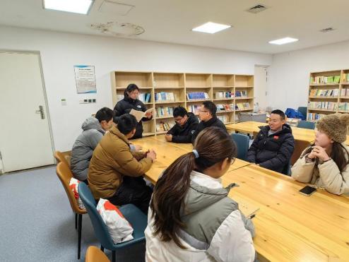 【博学广志】“悦读体育，共筑教育梦”——体育组读书分享交流活动 (1)_html_11d19c67.jpg