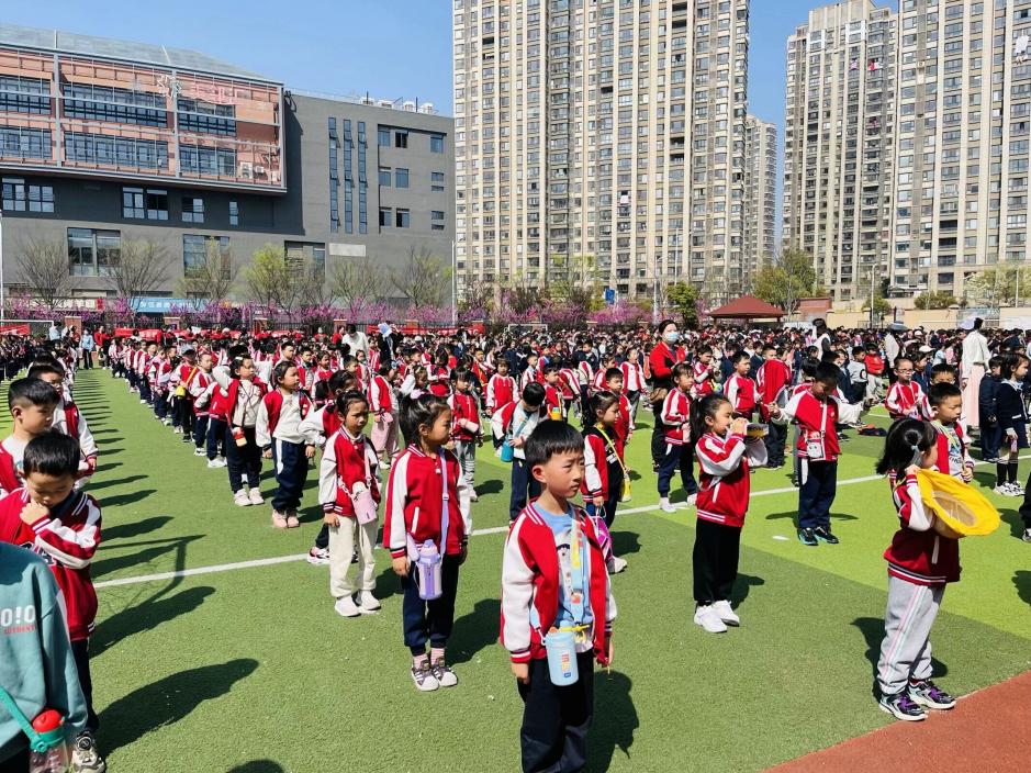 【湖畔·协同育人】幼小有约，衔接成长——金陵小学（仙林湖校区）与幼儿园幼小科学衔接交流活动_html_135f1946.jpg