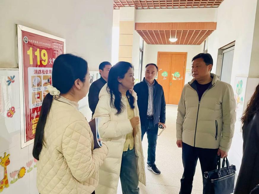 友校携手共成长 互学互鉴促提升——记宝应县教育系统春季干部研修班来访_html_m527bd05e.jpg